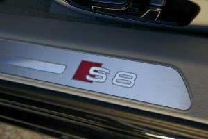 Audi S8 2012 года  (NA)